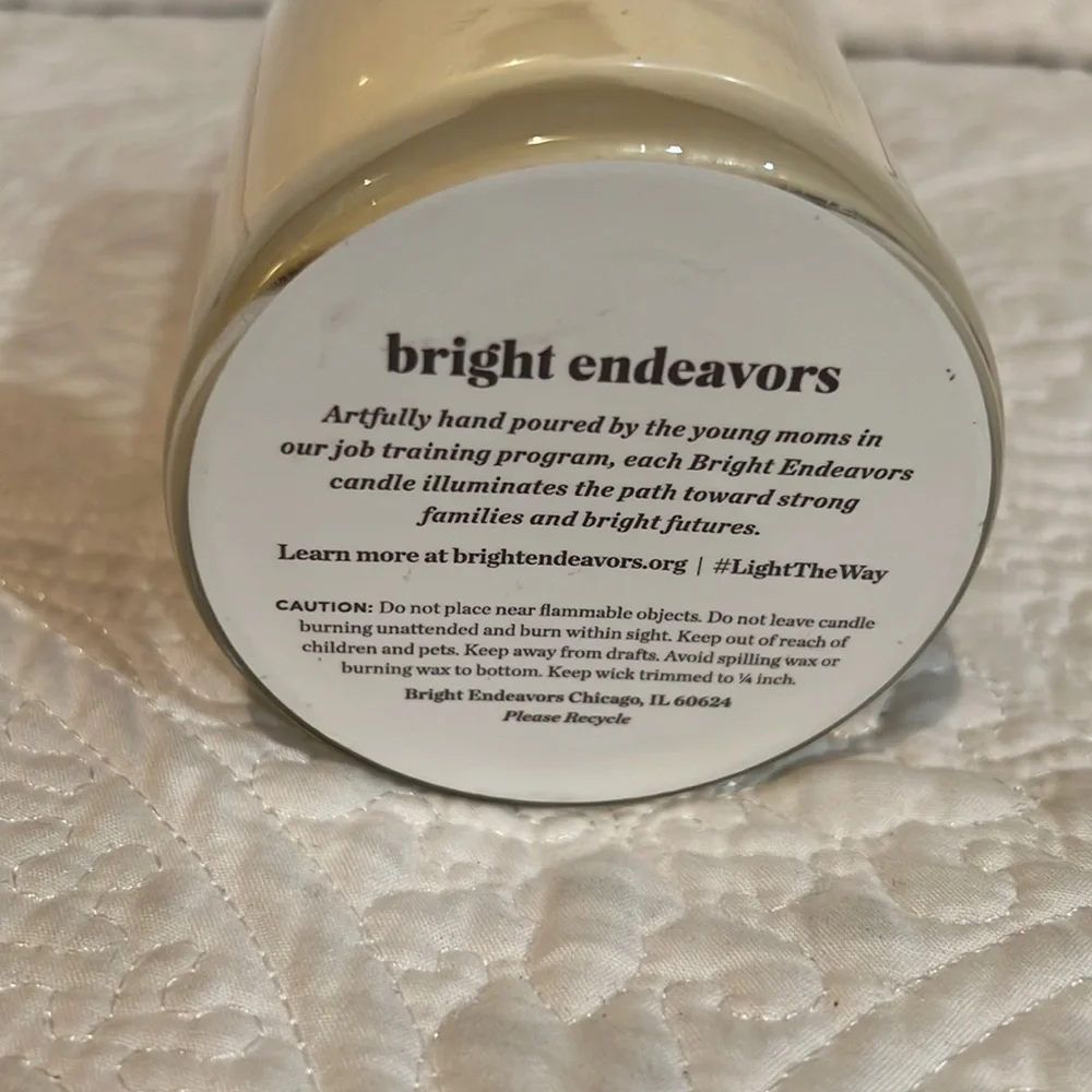 Bright endeavors‎ lemongrass and lime soy candle, new